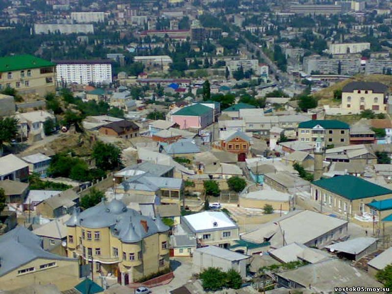 Поселки махачкалы. Гора Тарки Тау в Махачкале. Поселок Тарки Махачкала. Город Махачкала посёлок Тарки. Поселок Тарки Тау.